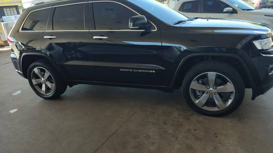 JEEP GRAND CHEROKEE 3.6 LIMITED 4X4 V6 24V GASOLINA 4P AUTOMATICO